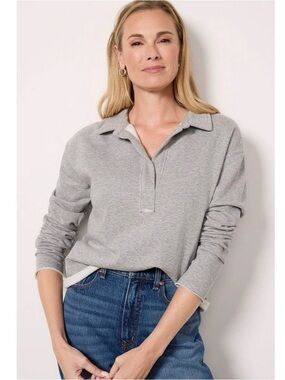 EVEREVE 
M 
Gray Raw Hem Polo Collar Long Sleeve
sweatshirt
EUC
